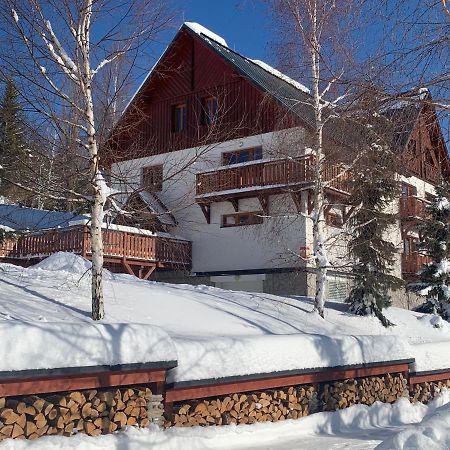 Apartman Mezi Kopci - Mid Hills Apartment Roudnice Екстериор снимка