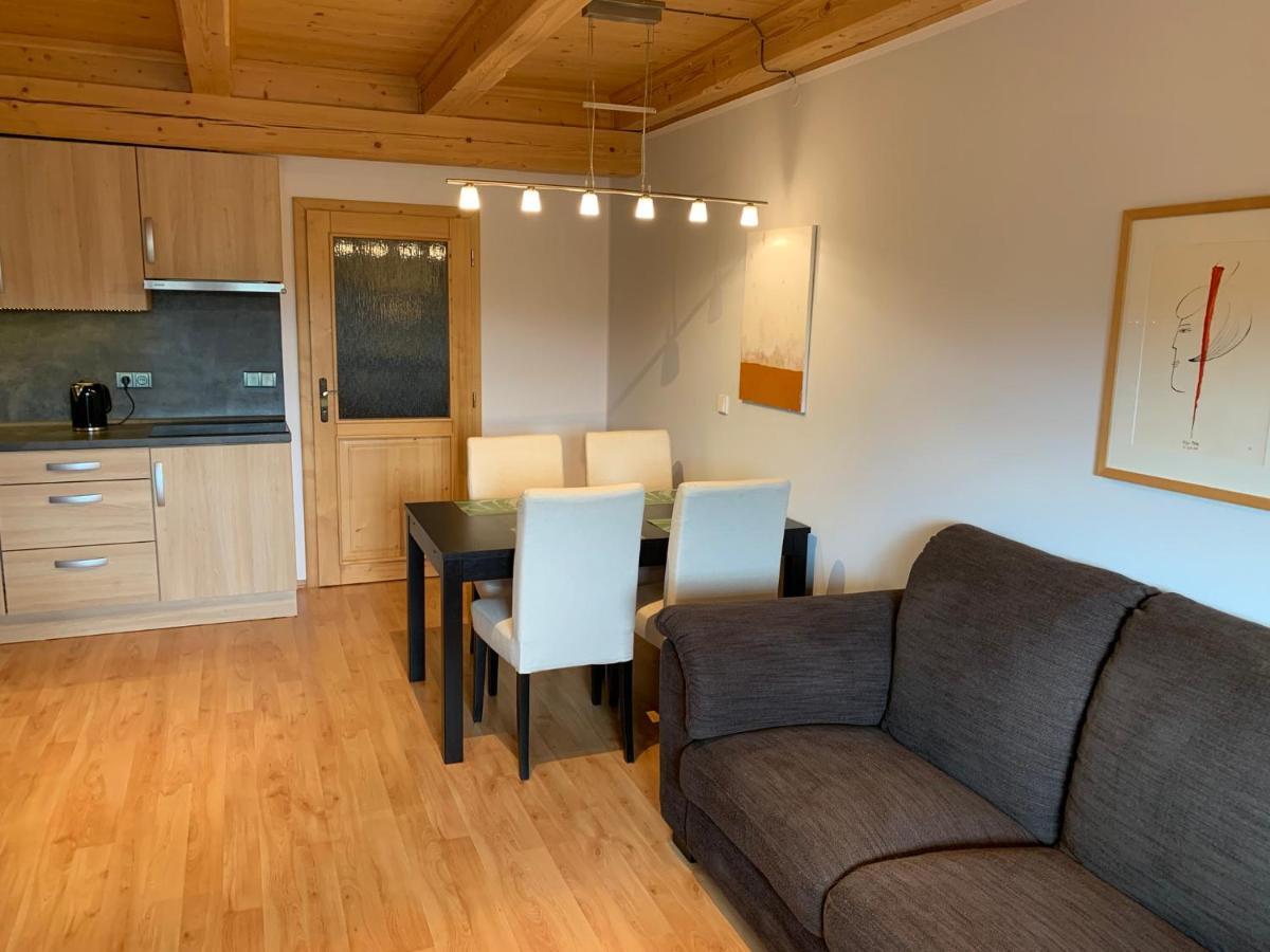 Apartman Mezi Kopci - Mid Hills Apartment Roudnice Екстериор снимка